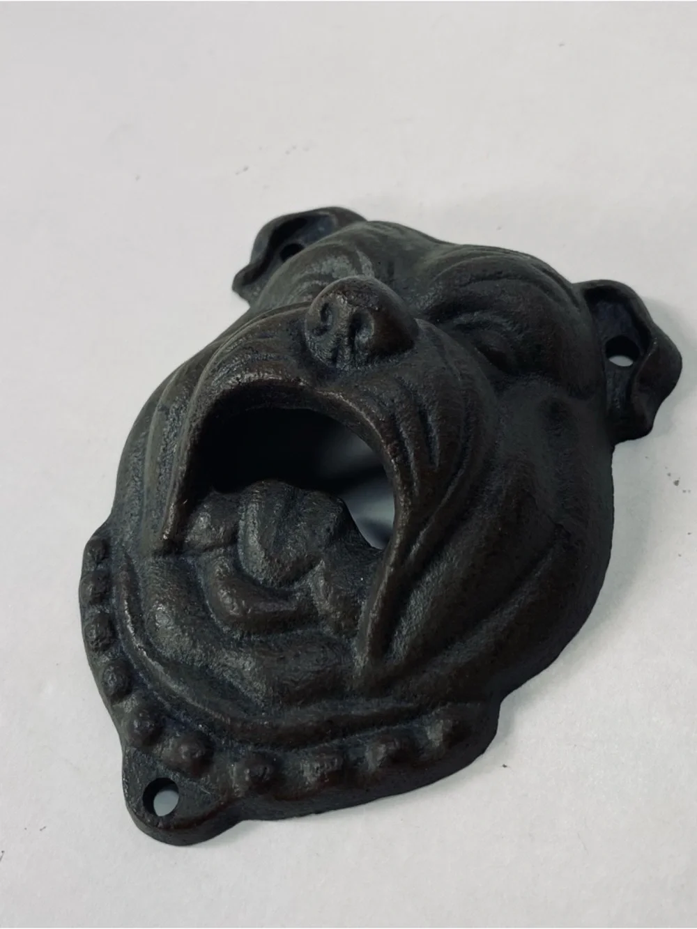 Vintage-style Wall-Mounted Bulldog Bottle Opener Cast Iron